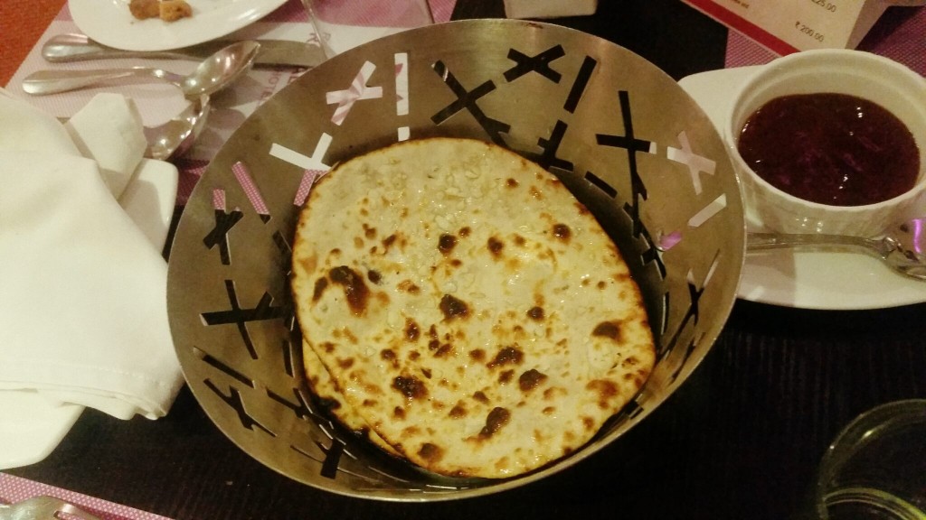 REGENTA, ELEGANCJA PO HINDUSKU