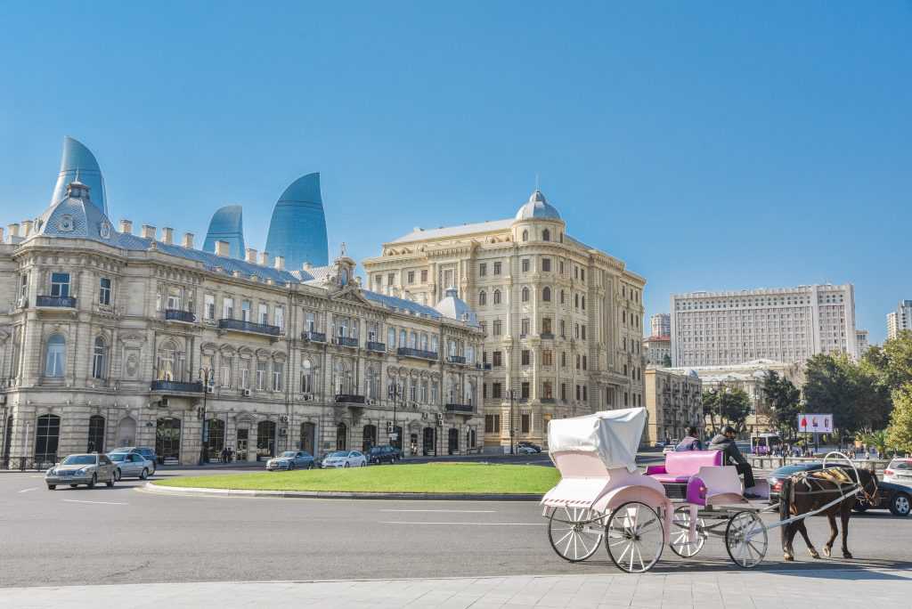 Mieszkam w Baku! Azerbejdżańskich podróży czas start.