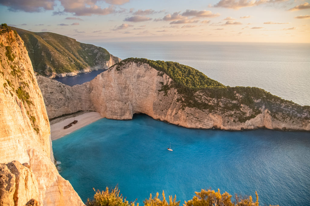 Co zobaczyć na Zakynthos? Najpiękniejsze i najciekawsze miejsca na wyspie.